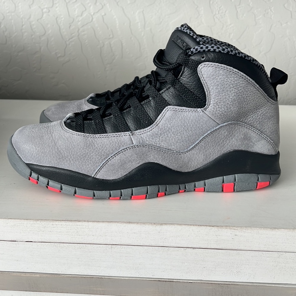 Air Jordan Retro 10 size 12